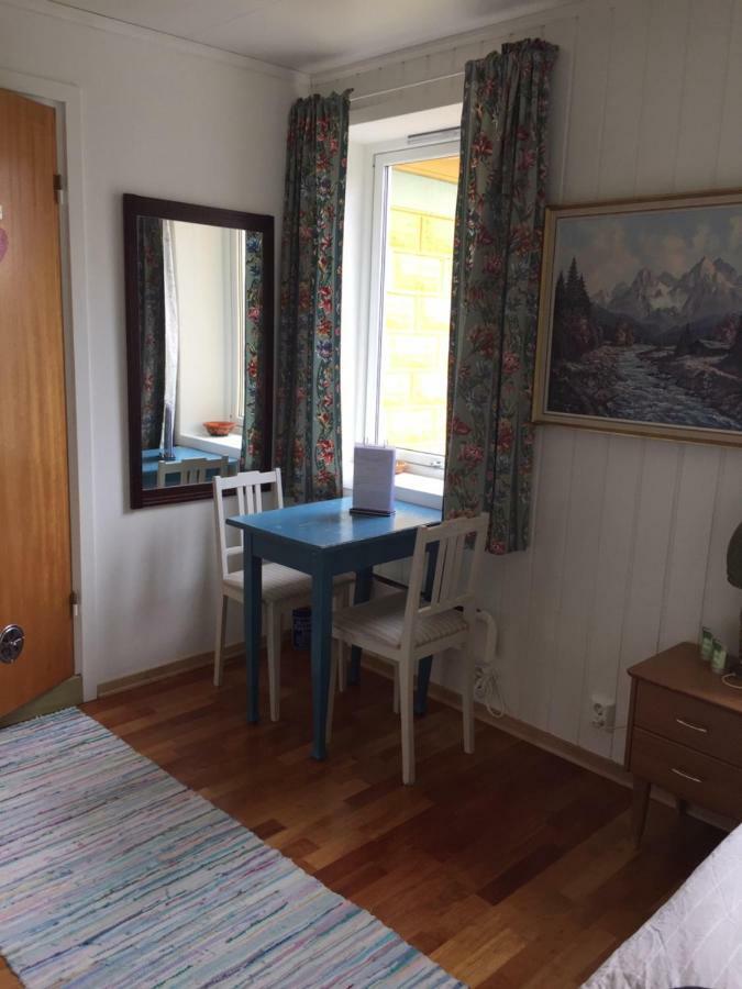 Cute Small On The Pier In Appartement *